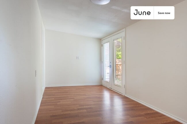 Photo - 6307 Chesterfield Ave Unit B