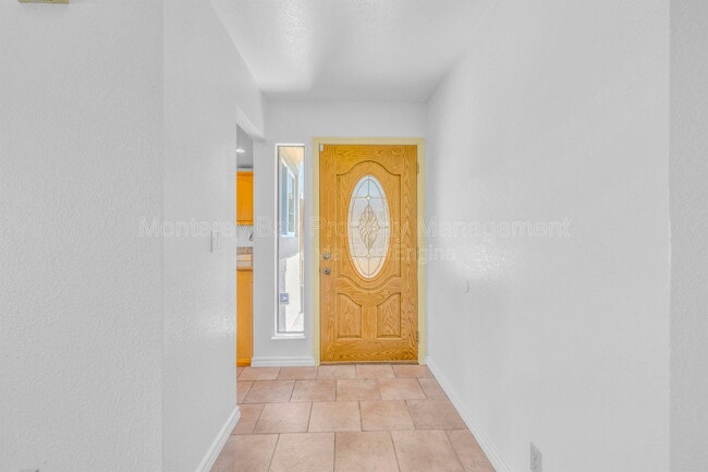 Photo - 143 Seal Ct
