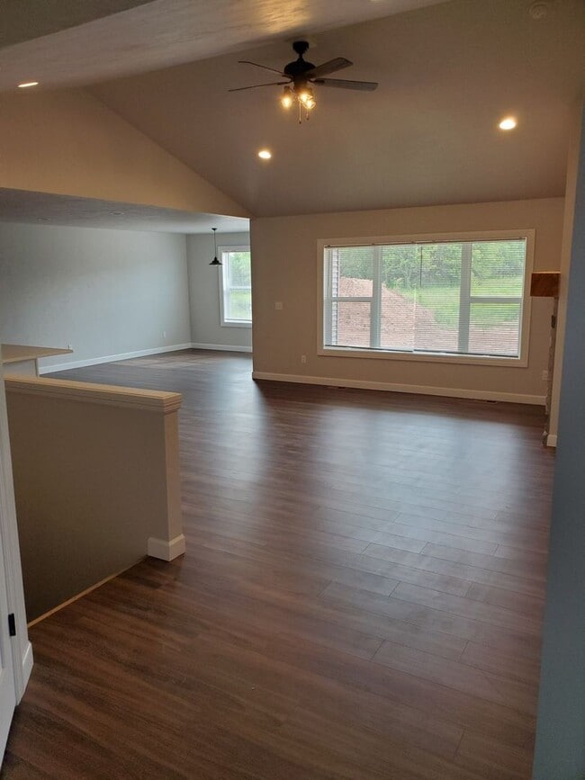 Photo - 4604 N Cherryvale Ave Unit 4604