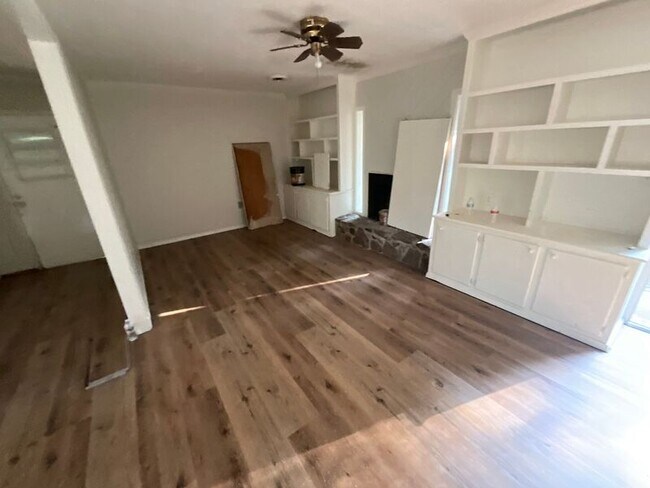 Photo - 131 Estates Ct