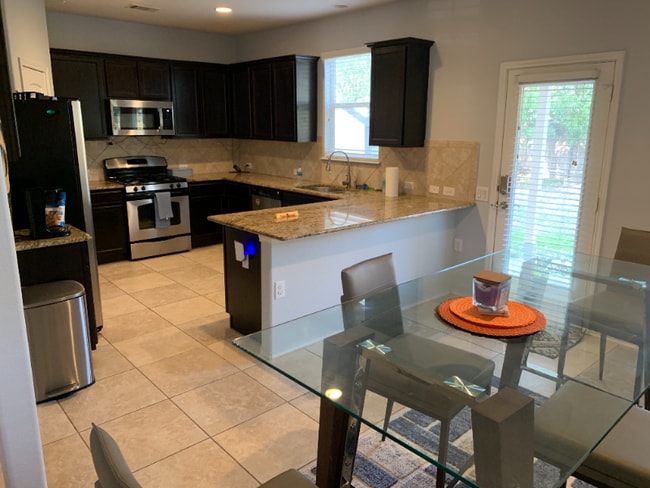 Photo - 5900 Zachary Scott St