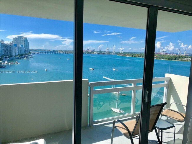 Building Photo - 1500 Bay Rd Unit 1236S