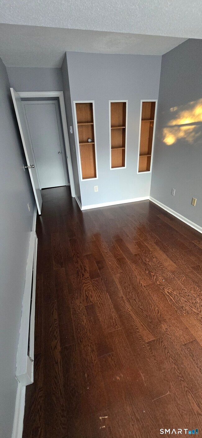 Photo - 925 Oronoke Rd Unit 12C