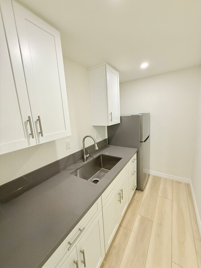 Photo - 10340-10360 Bellwood Ave