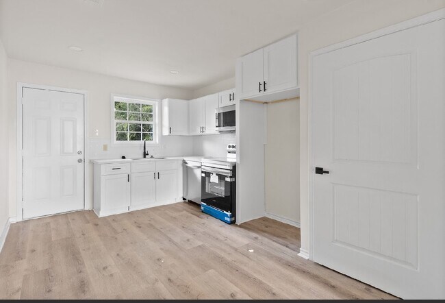 Photo - 5031 Mallow St