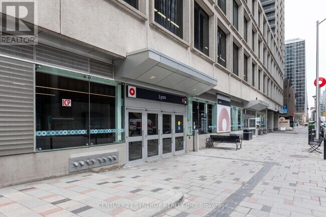 Photo - 340 Queen St Unit 1201