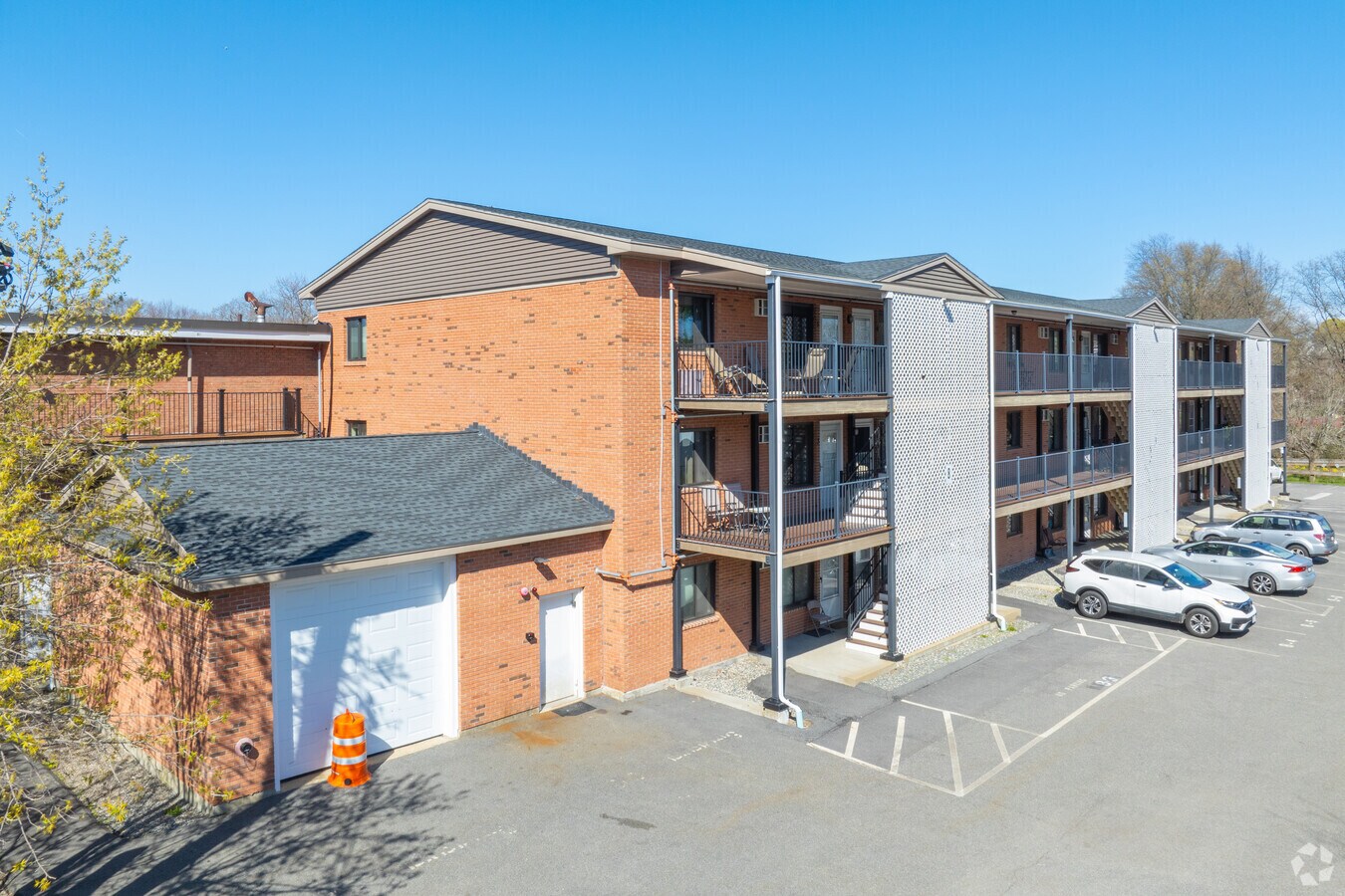 Primary - Brookside Condominiums