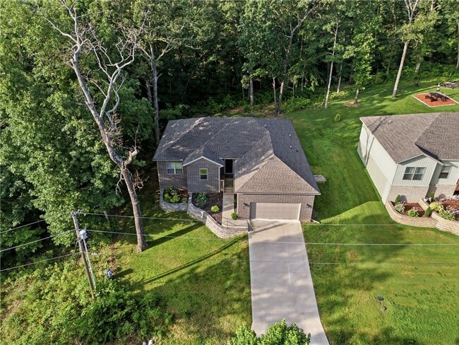 Photo - 8 Leyland Dr