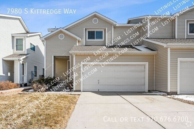 Building Photo - Spacious Townhome - Backs to Open Space!