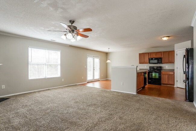 Photo - 3108 Varcroft Rd