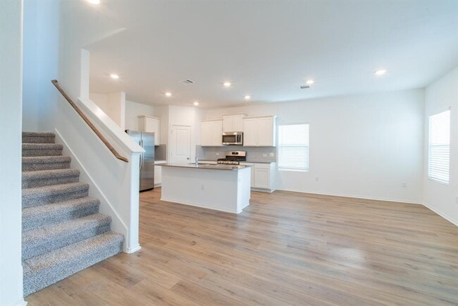 Photo - 10705 Steinbeck Dr