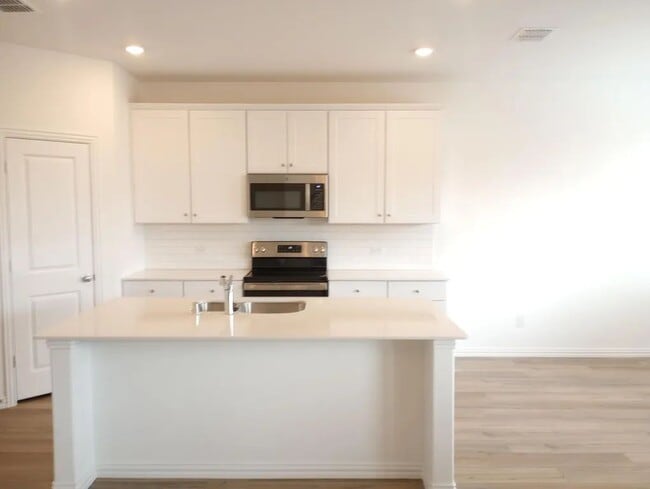 Photo - 5119 Winterberry Dr