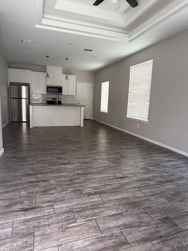 5800 Sandpiper Ave Unit 1