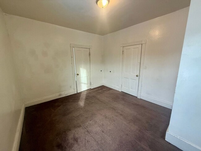 Photo - 111 N 3rd Ave Unit Upper