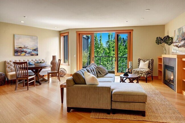 Photo - Vineyard Lane Penthouse Unit A302