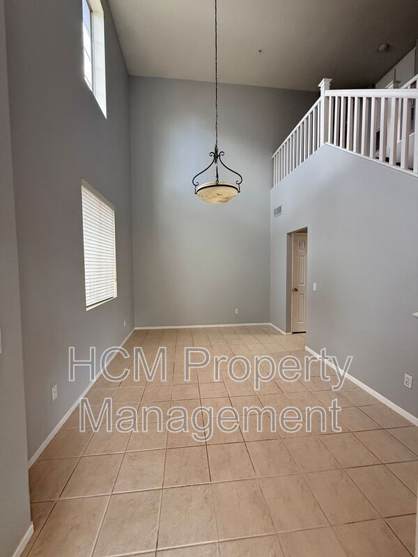 Photo - 651 N Jensen Pl