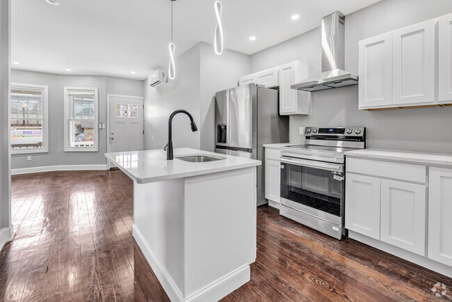 Building Photo - 877 Madison Ave Unit 1st Fl. Rental