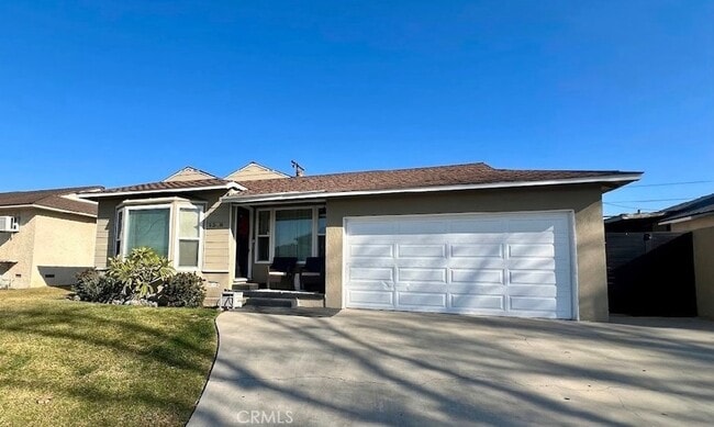 Photo - 4318 Conquista Ave