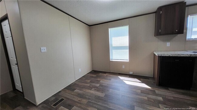 Photo - 358 Burns Rd