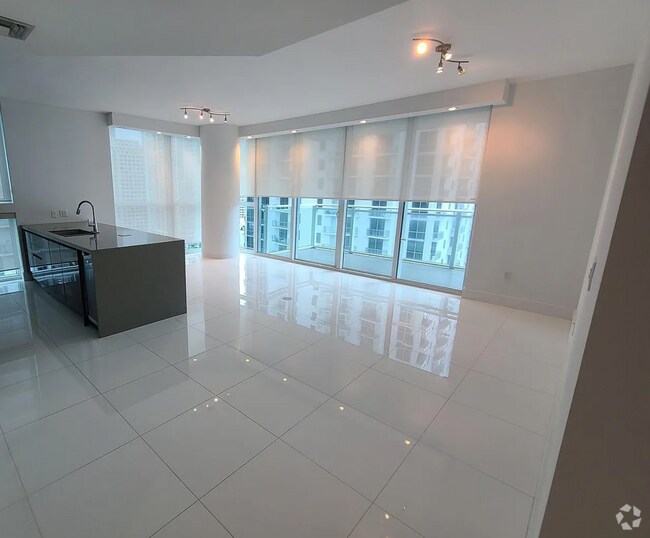 Building Photo - 1080 Brickell Ave Unit 2008 Rental