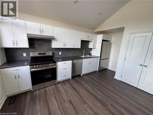 Photo - 15 Helena Feasby St Unité 2