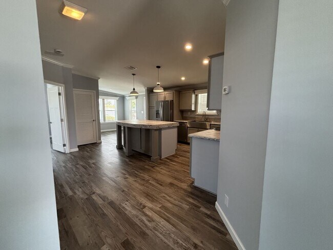 Photo - 937 W Questa Ave