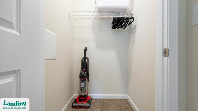 Photo - 170 Emery Ave NW Unidad 2019