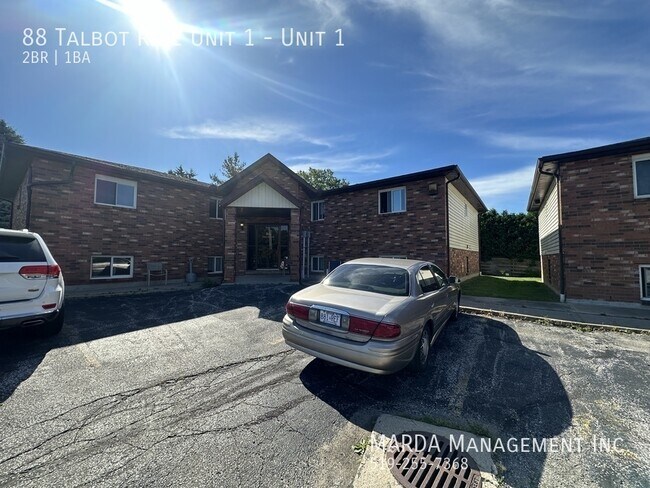 COZY 2 BED/1 BATH APT IN WHEATLEY + HYDRO & WATER - COZY 2 BED/1 BATH APT IN WHEATLEY + HYDRO & WATER Unit 1