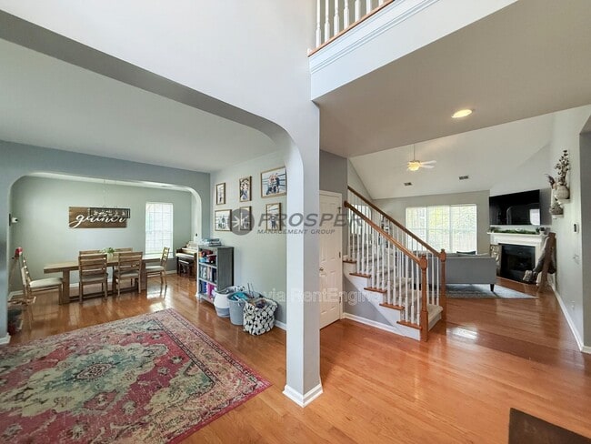 Photo - 833 Paran Oaks Dr