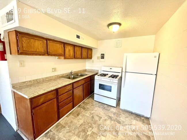 Photo - 4849 Gibson Blvd SE Unidad 11