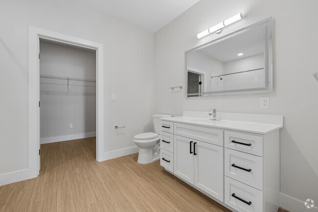 2BR, 2BA - 1,053SF - Primary Bathroom - The Village