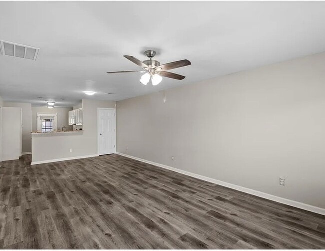 108 Harvest Glen Ln