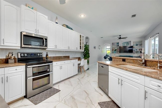 360 Cedarbrook Ct