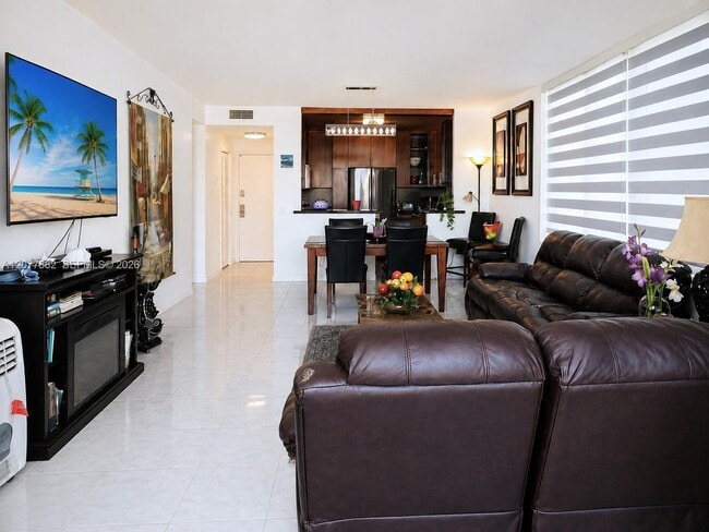 3505 S Ocean Dr Unit 206