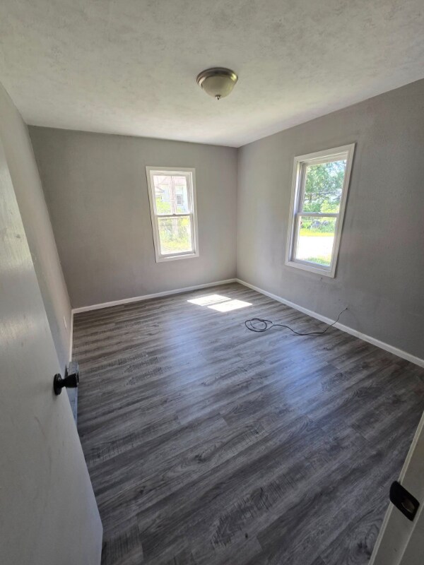 Photo - 401 Farrington Ave