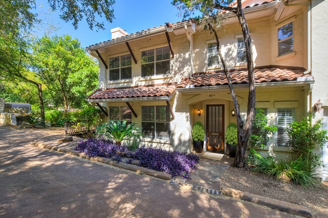 Photo - 601 Upson St