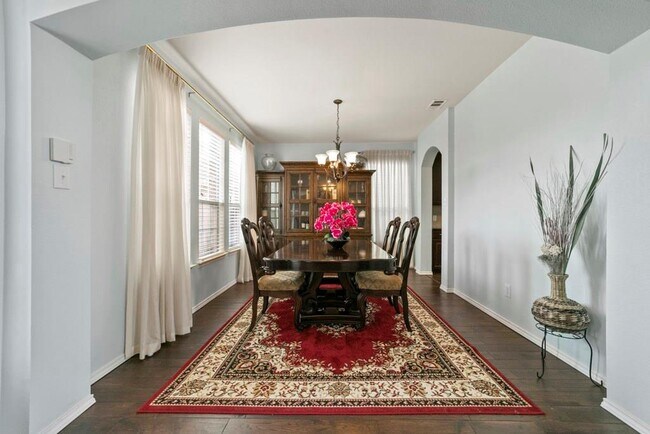 Photo - 312 Wentworth Dr