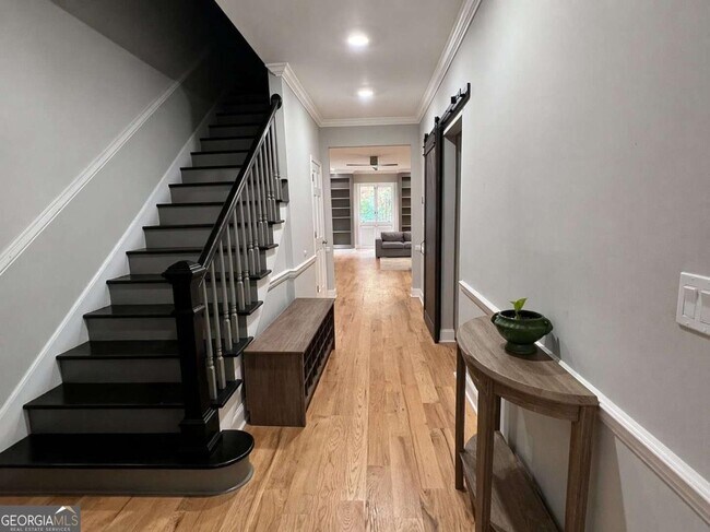 Photo - 37 Willow Glen NE