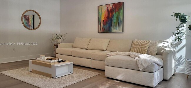 Photo - 2069 S Ocean Dr Unidad TH12