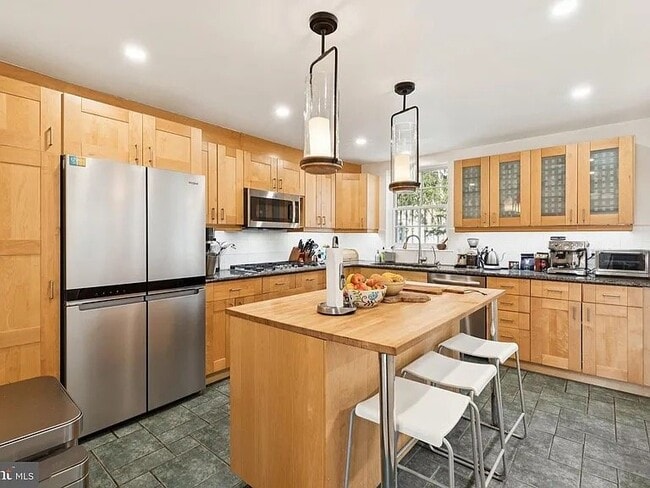 Photo - 7713 Cherokee St