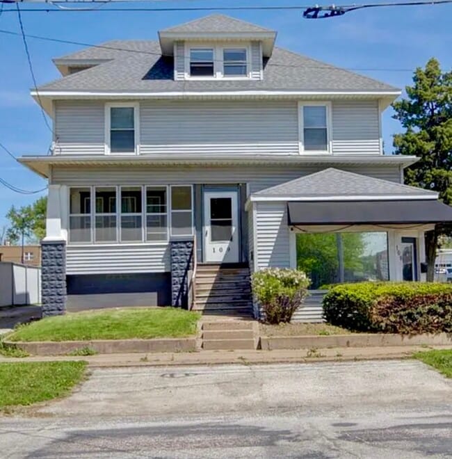 Photo - 109 2nd Ave W Apartamentos Unidad 2