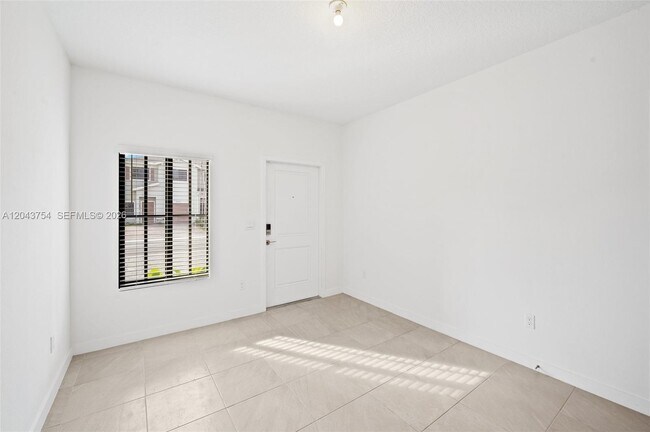 Photo - 6007 Coralberry St