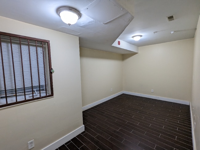 Photo - 2329 N Park Ave Unidad B
