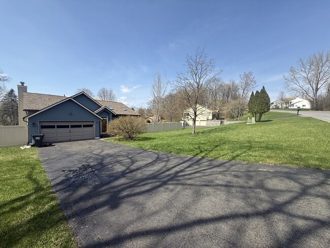 Photo - 23 Mallards Landing S