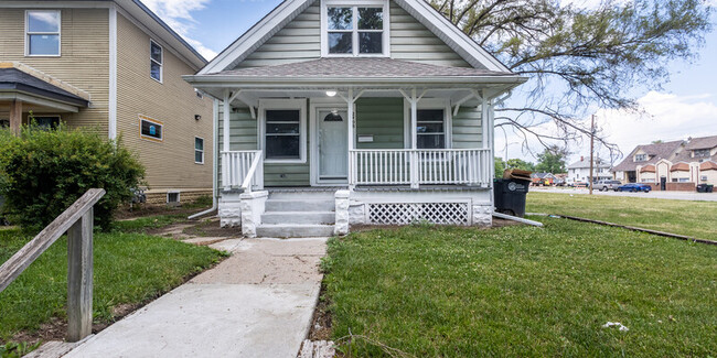 2408 Pinkney St - 2408 Pinkney St House