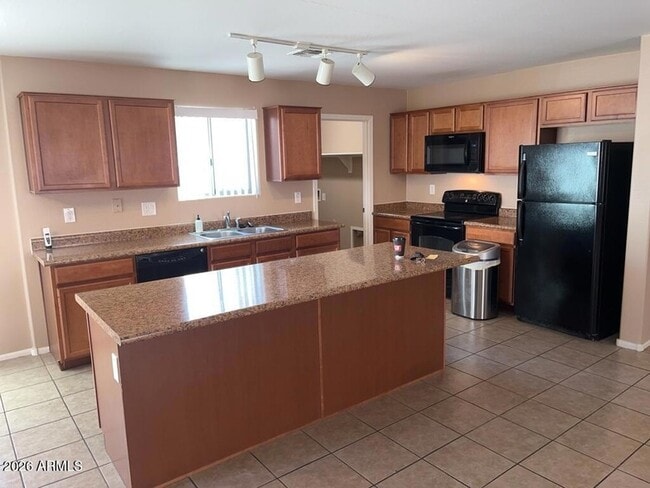 Photo - 7123 N 72nd Dr