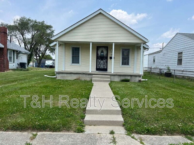 Building Photo - 1008 E Wheeler St