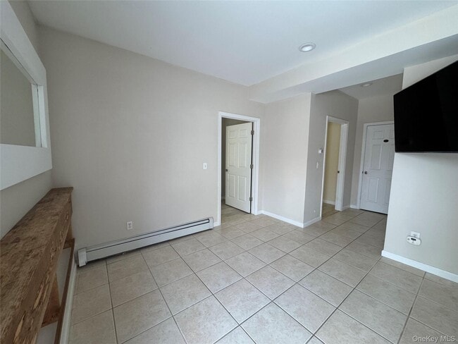 Photo - 25 Gardners Ln