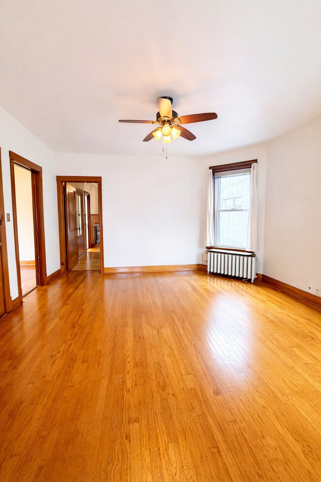 Photo - 2729 W Hirsch St Unidad 2