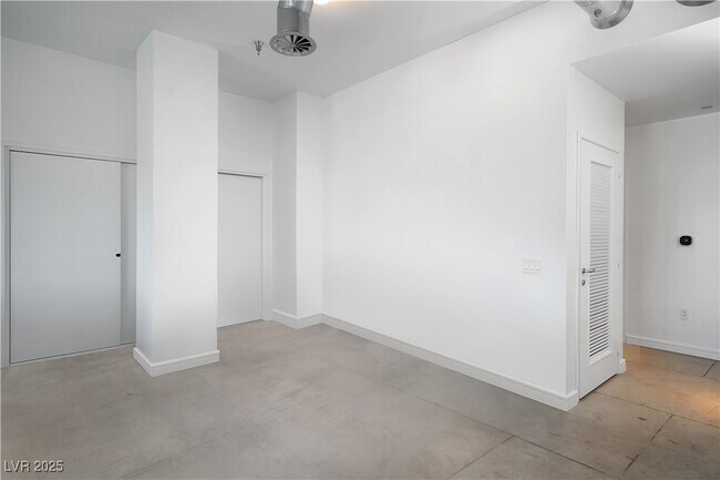 Building Photo - 200 Hoover Ave Unit 810 Rental